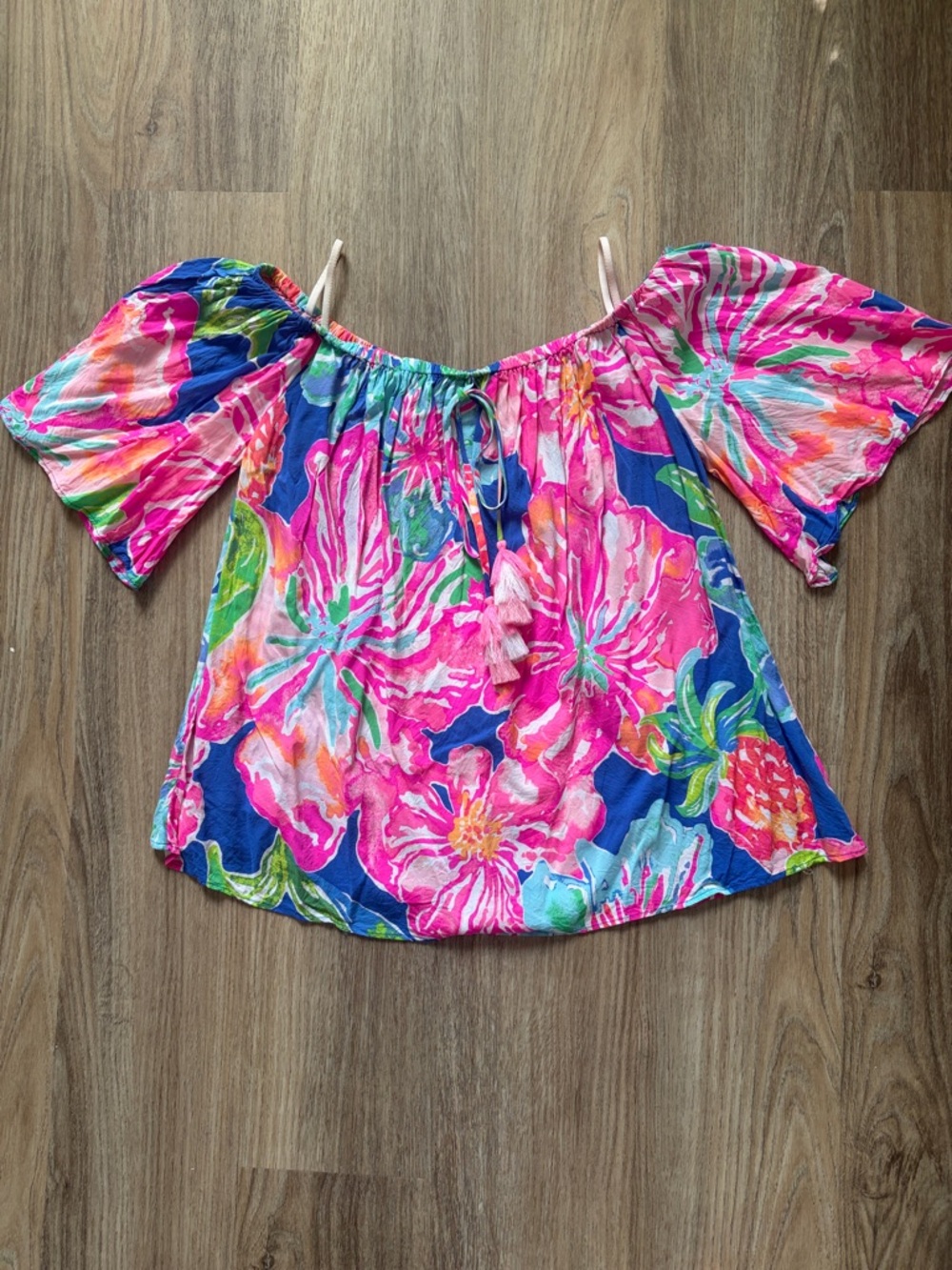 Lilly Pulitzer Size Small Off Shoulder Top